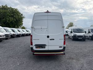 Mercedes-Benz Sprinter - Image 3