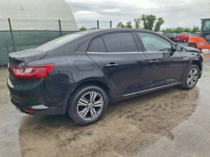 212 Renault Megane  1.5 Diesel - Image 3
