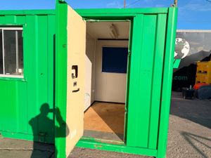 25 x 9 welfare unit , canteen , office  toilet...N - Image 4