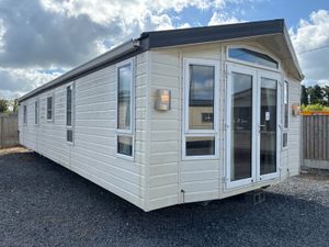 3 BED FULL RESEDENTIAL SPEC VOGUE LODGE - Image 3