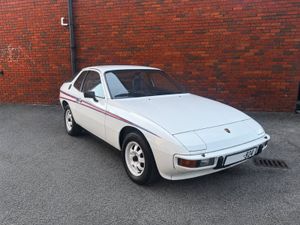 1977 Porsche 924 Martini Edition *60k Kms* - Image 2