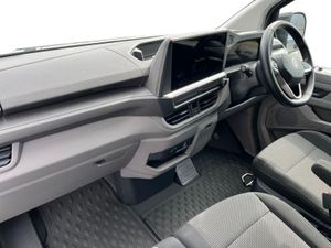 Volkswagen Transporter HIGHLINE LWB30 170BHP  Auto - Image 2