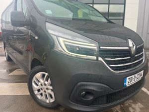 Renault Trafic 9 Seat Mini Bus - Automatic 170HP S - Image 2