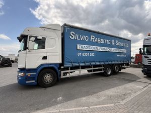 2016 Scania G320 6x2 c/w 28ft curtain. Ref No:2611 - Image 2