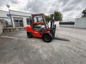 JAC 3T Forklifts. 4-cylinder diesel. Ref No: 2612 - Image 2