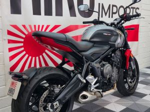 2021 Triumph Trident 660 - Image 2