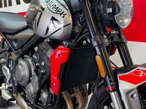 2021 Triumph Trident 660 - Image 4