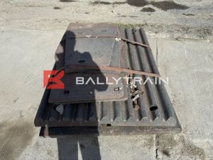 Sandvik QJ340 Jaw Plates & Cheek Plates - Image 3