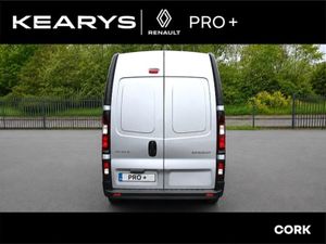 Renault Trafic LH30 Blue dCi 150 Advance Panel Van - Image 2