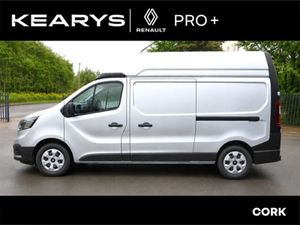 Renault Trafic LH30 Blue dCi 150 Advance Panel Van - Image 3