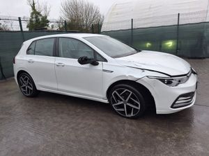 202 Volkswagen Golf 84km Light Damage - Image 2