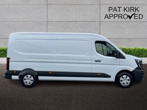 Nissan Interstar F35 L3 Diesel Tekna - Image 3