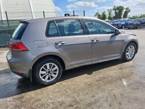 2013 Volkswagen Golf  Tdi - Image 3