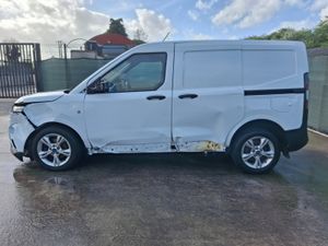 242 Ford Transit Courier  Trend  1.5 Diesel - Image 3