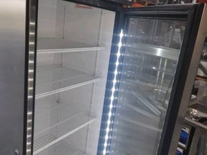 TRUE fridges - Image 2