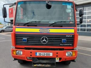 MERCEDES 1124 FIRE ENGINE - Image 4
