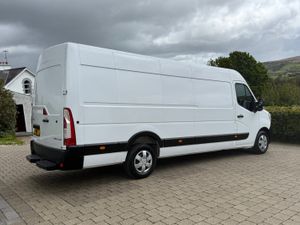 2023 Renault Master Rwd 145bhp XLWB L4 Jumbo - Image 4