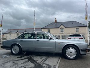 94 Daimler Double Six - Image 4