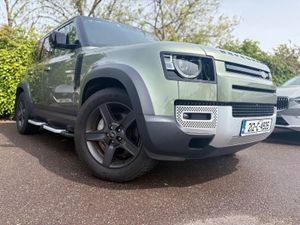 LAND ROVER DEFENDER 110 3.0D  SE 3 SEAT COMMERCIAL - Image 4