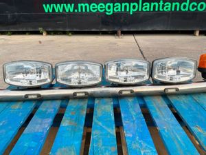 DAF XF CHROME HI BAR / LIGHT BAR & BEACONS. - Image 2