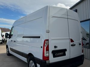 NO BREXIT TAX! Nissan Interstar 2022, 74K - Image 4