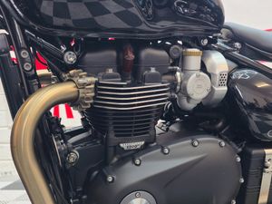 2021 Triumph Bobber Bonneville - Image 2