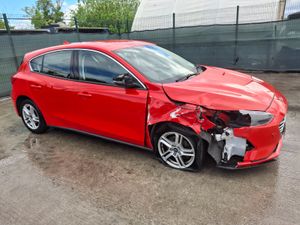 182 Ford Focus  Zetec - Image 2