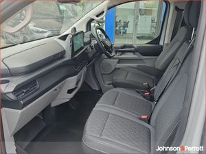 Ford Transit Custom Limited 170PS Long Wheelbase - Image 3