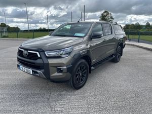 Toyota Hilux INVINCIBLE X D-4D 4WD DC DCB - Image 3