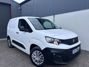202 Peugeot Partner only 29’000 kms! - Image 2
