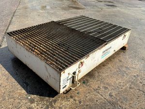72" x 48" SPILL TRAY / CONTAINMENT BUND...... 724. - Image 2