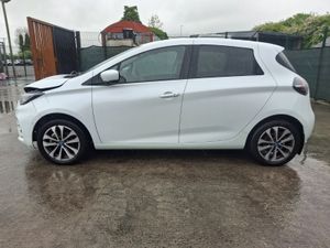 202 Renault Zoe GT line Driving - Image 2