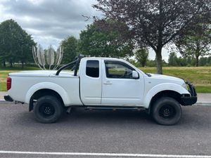 Nissan Navara D40 ST X - Image 3