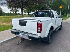 Nissan Navara D40 ST X - Image 4