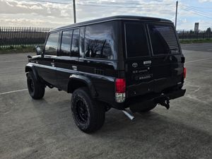 🇯🇵 Toyota Land Cruiser Prado 70 Series - Image 4