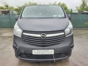 2017 Opel Vivaro mini bus 9 seater - Image 2