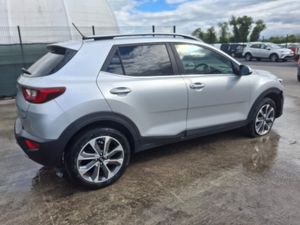 182 Kia Stonic Diesel Light Damage - Image 3