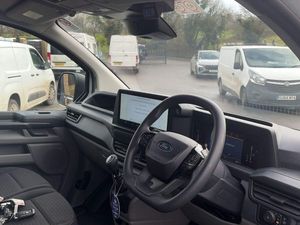 2022 Ford Transit Custom Refrigerated Van - Image 4