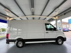 Volkswagen Crafter 30 MWB 140HP M MANUAL 6SPEED FW - Image 4