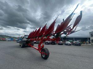 7 FURROW REVERSIBLE  PLOUGH - Image 4