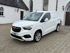 Vauxhall Combo 2021 - Image 2