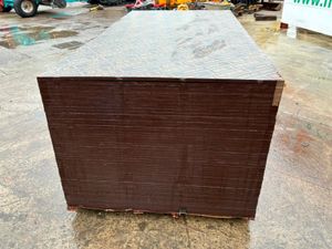 UNUSED 8ft x 4ft TRAILER FLOOR SHEETING. - Image 4