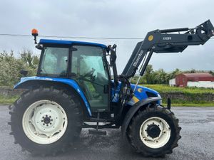 2008 New Holland TL90A with Quicke Loader - Image 4