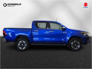 Toyota Hilux Diesel Invincible - Image 3