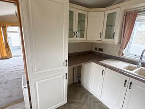 LUXURY RESIDENTIAL SPEC LODGE!! - Image 3