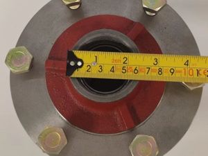 Front Hub Massey Ferguson 135 /165 / 565(Complete) - Image 3