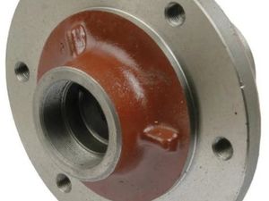 Front Hub for Massey Ferguson 135 / 165 / 565 - Image 2