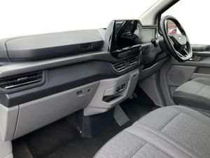Ford Tourneo Custom TITANIUM - Image 3
