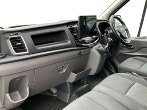 Ford Transit LIMITED - Image 3