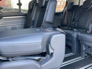 Ford Tourneo Custom TITANIUM X - Image 4